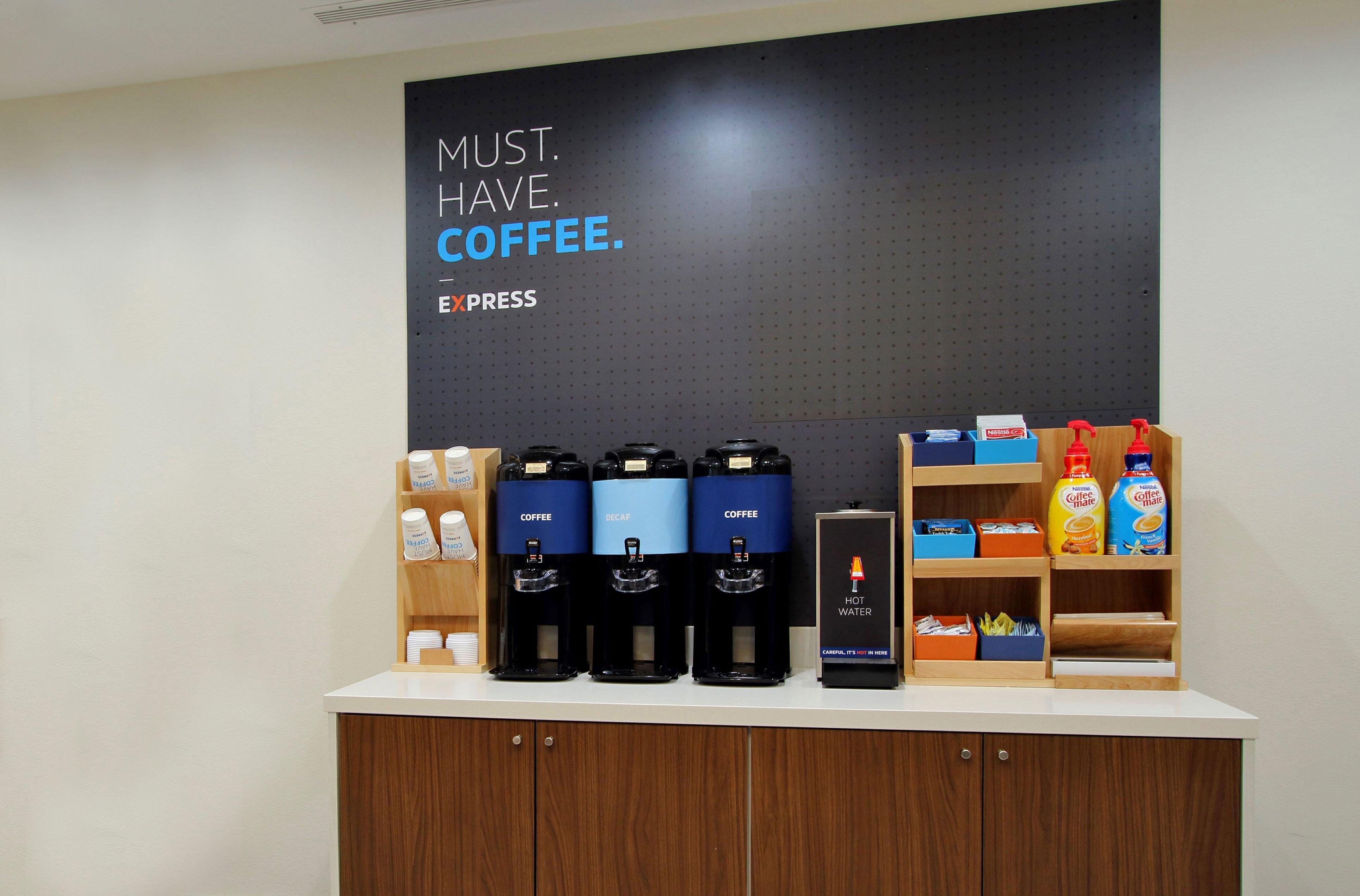 Holiday Inn Express & Suites Wadsworth By Ihg Екстериор снимка