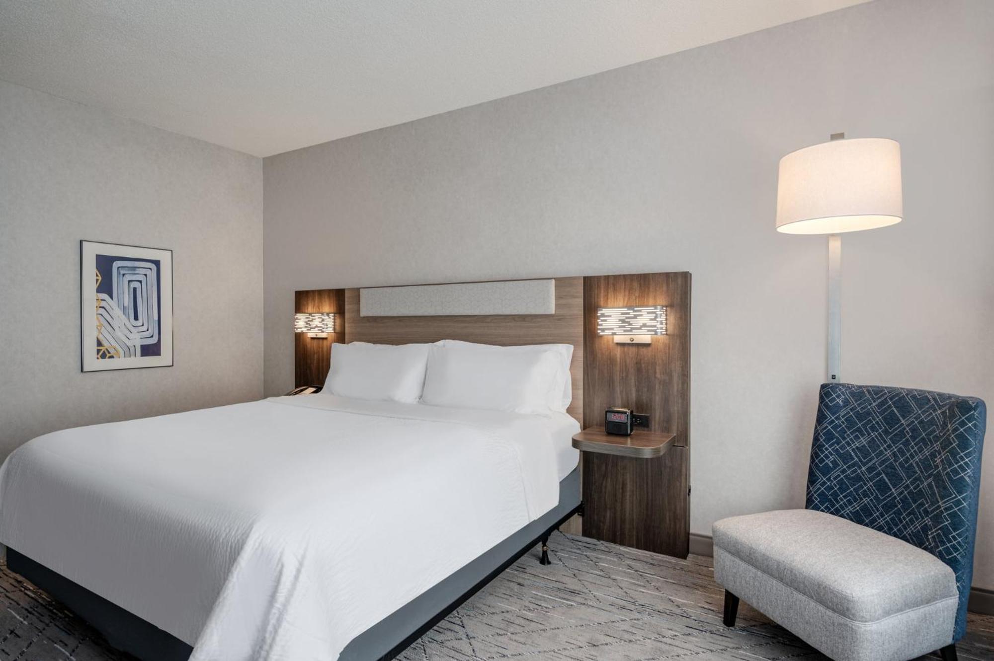 Holiday Inn Express & Suites Wadsworth By Ihg Екстериор снимка